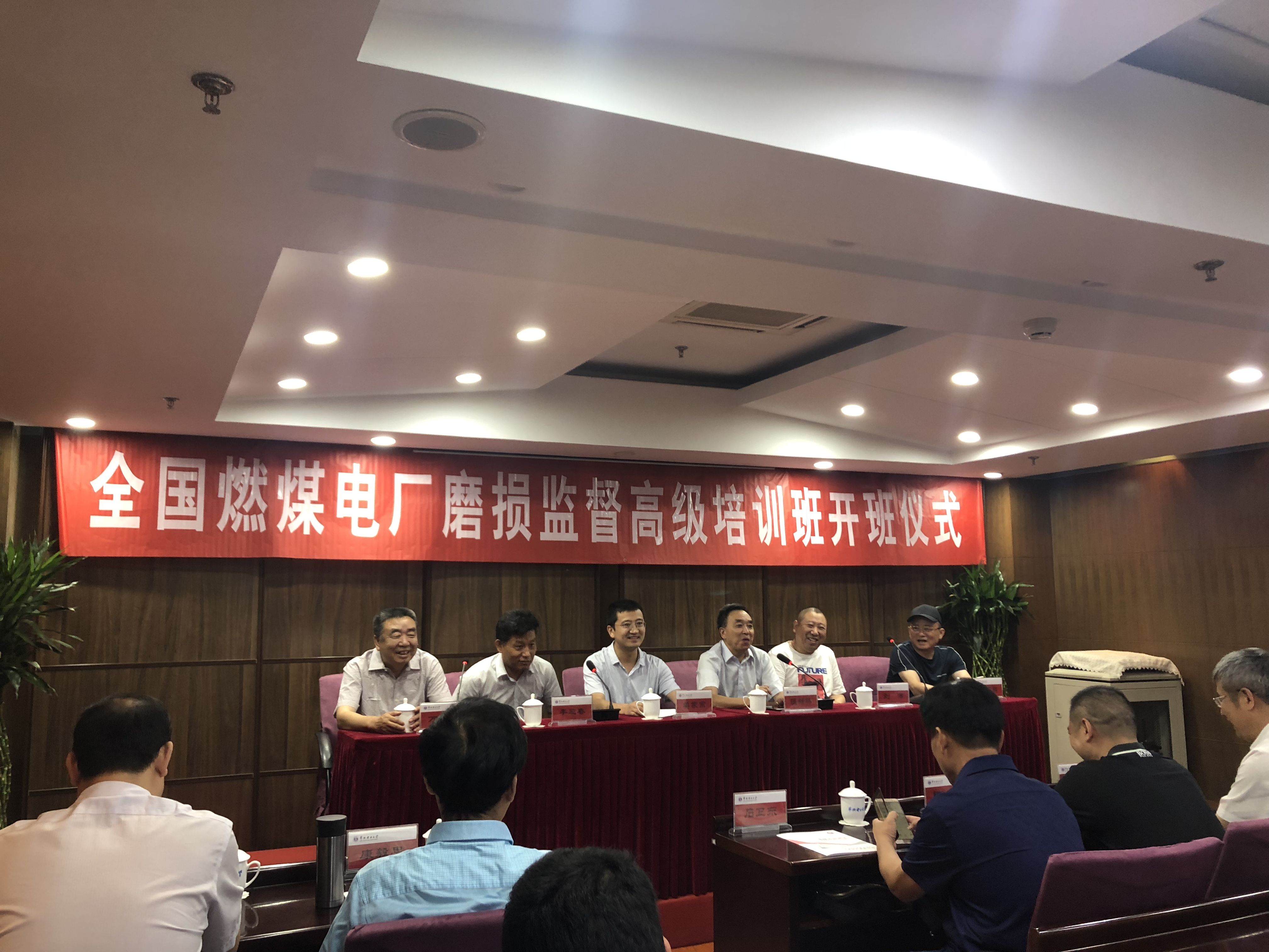 千與千尋，當(dāng)蘇州潤達高鉻磨輥遇上華北電力大學(xué)！